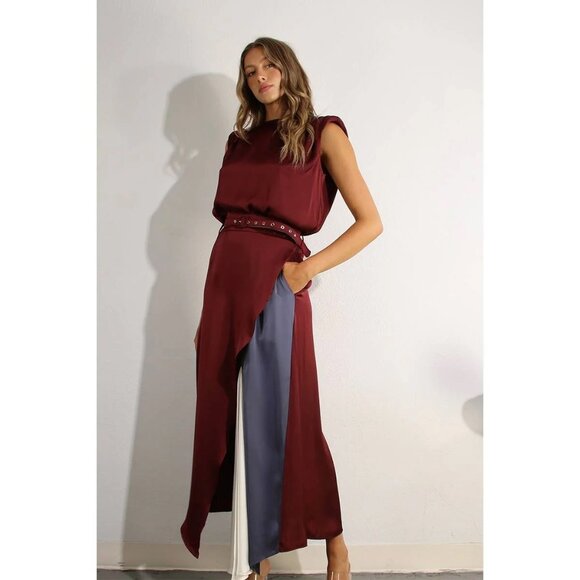 Cranberry/Burgundy sleek holiday set from Mulla - Picture 4 of 6